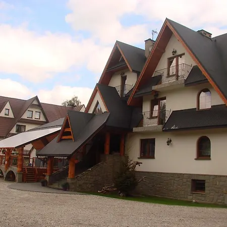 Willa Kniatowka Bed and breakfast